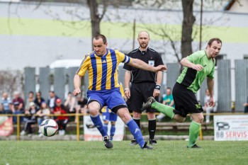 Futbal - V. liga skupina C - SK Sasova vs. TJ Lovca - 17.04.2016 - Banska Bystrica
