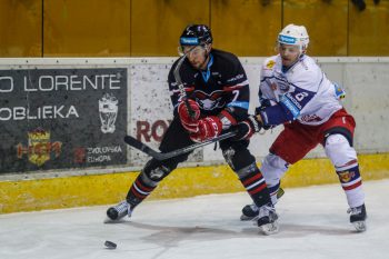 Hokej - Tipsport liga - HKM Zvolen vs. HC 05 iClinic Banska Bystrica - Zvolen - 04.12.2016